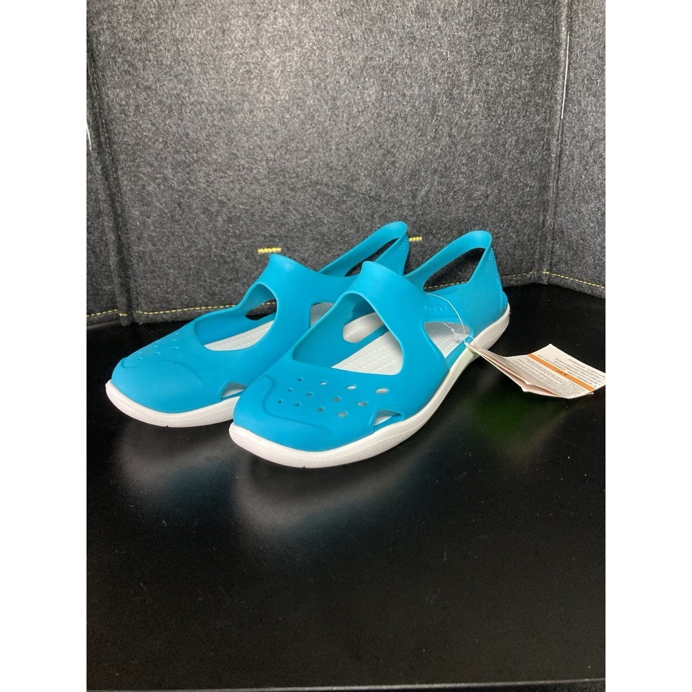 Crocs Swiftwater Wave Sandal Women's size 11 ELECTRIC BLUE NEW